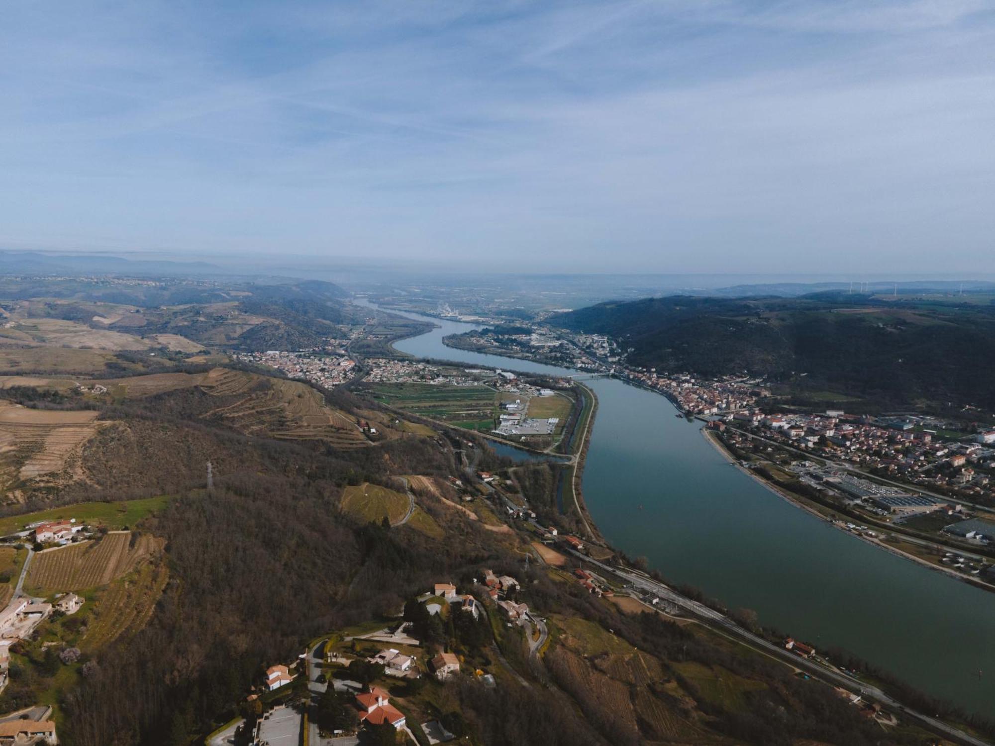 GEST-LOC LOCATION MEUBLÉE T3 Le DrômArdèchois - TOURNON SUR RHÔNE - ARDÈCHE Apartment Ngoại thất bức ảnh